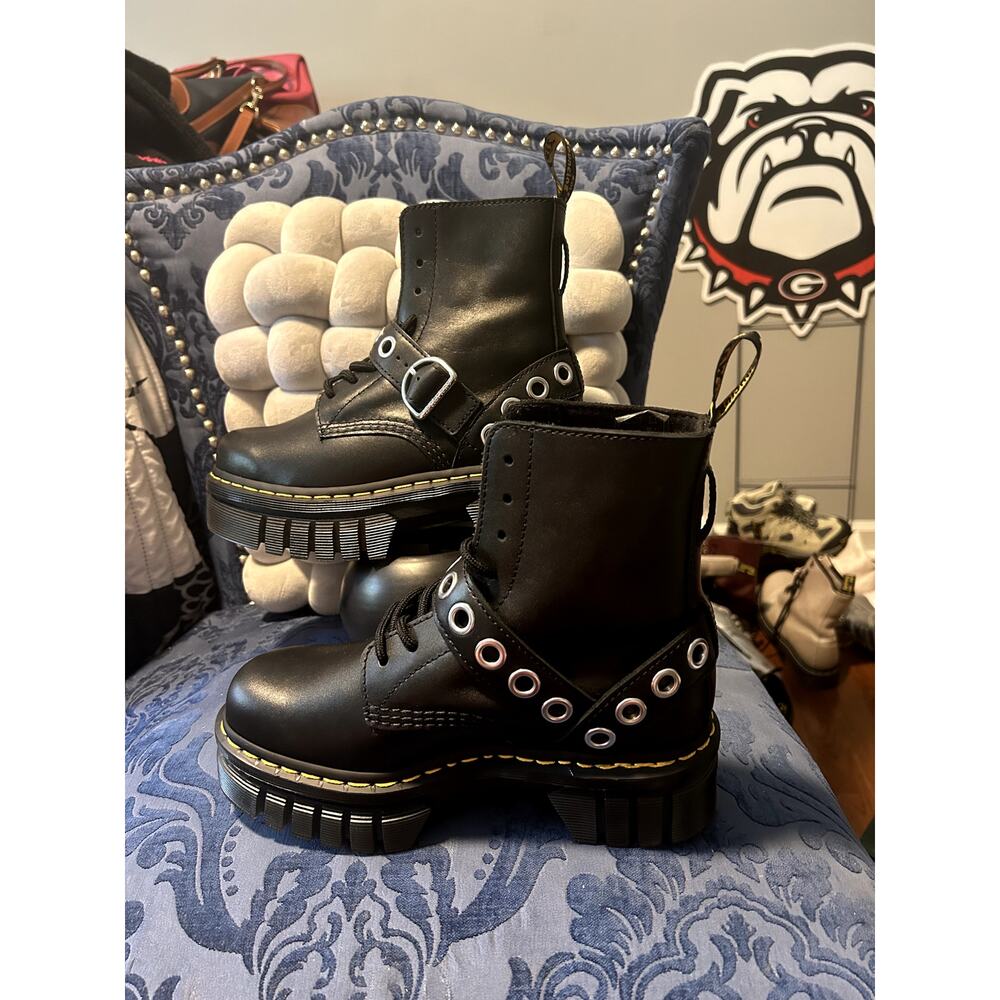 Dr Martens Audrick 8IB HDW Hardware size 7/EU 38 NWOT - Picture 2 of 6